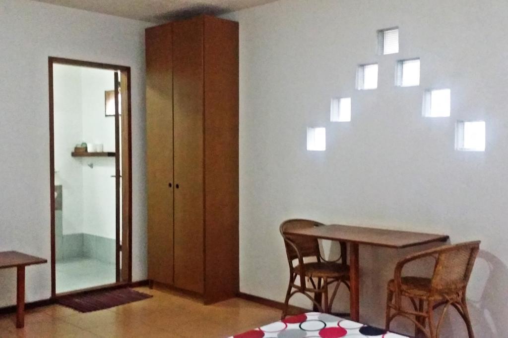 Bamboo Bungalows Resthouse Balabag  Ruang foto
