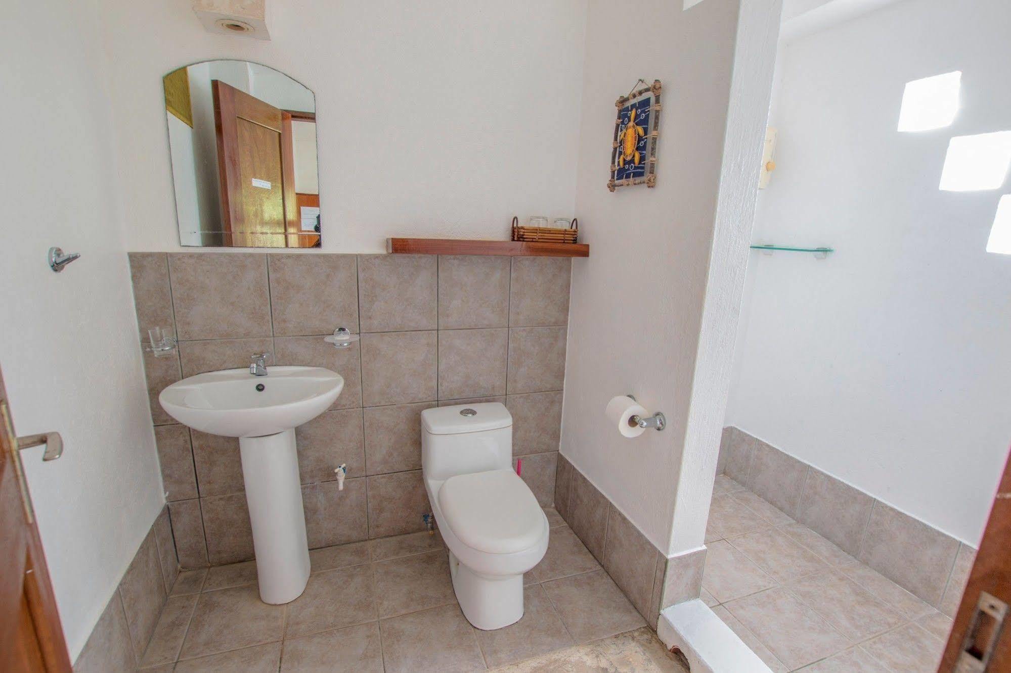 Bamboo Bungalows Resthouse Balabag  Bagian luar foto
